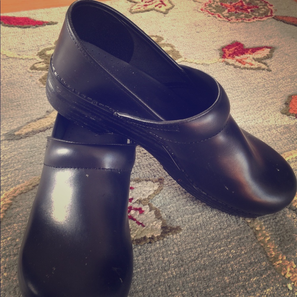 Black Dansko clogs
